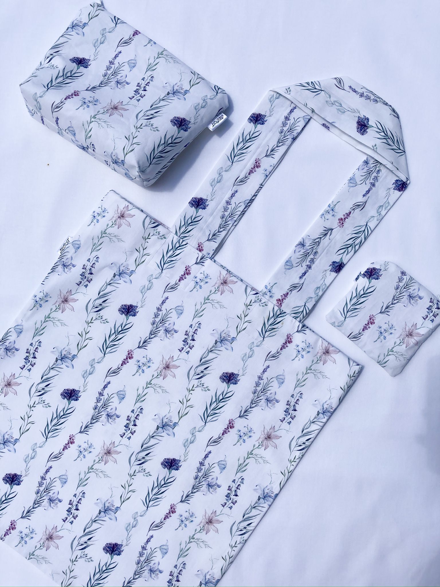 Jilcat kosmetická taštička (Tečky)