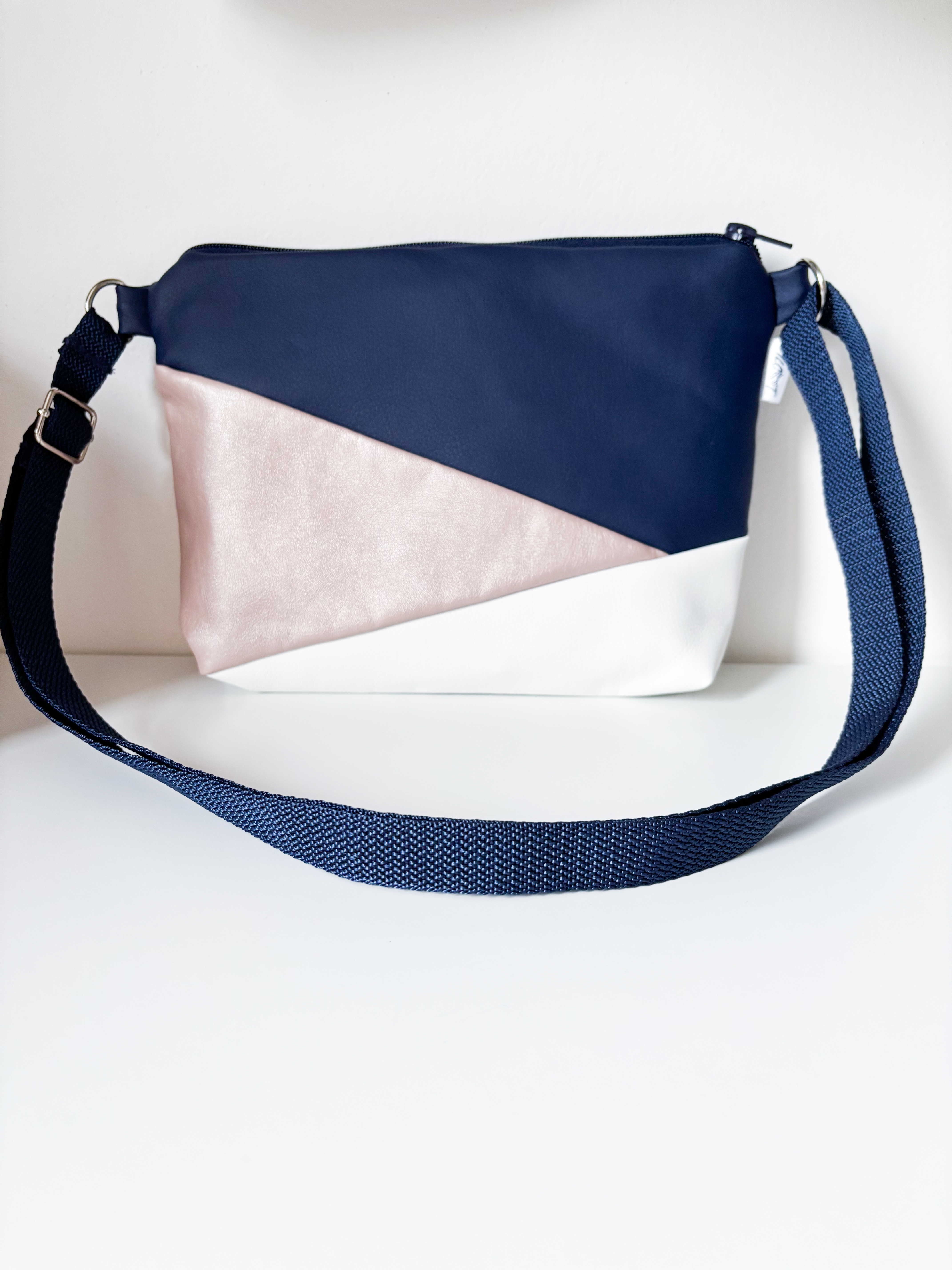 Crossbody Simplicity (Modrá, růžová, bílá)