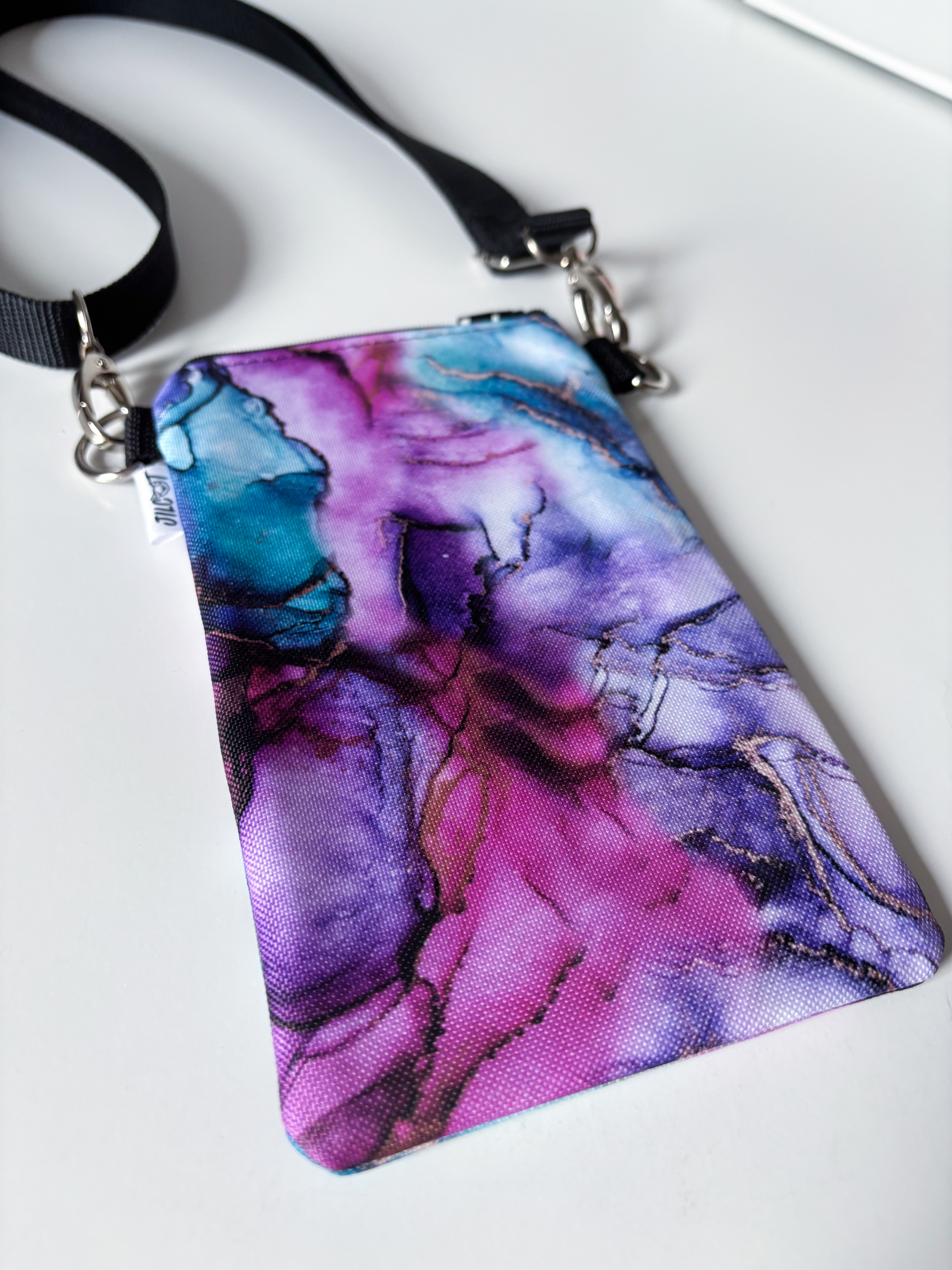 Crossbody na mobil, kočárkovina (fialový mramor)