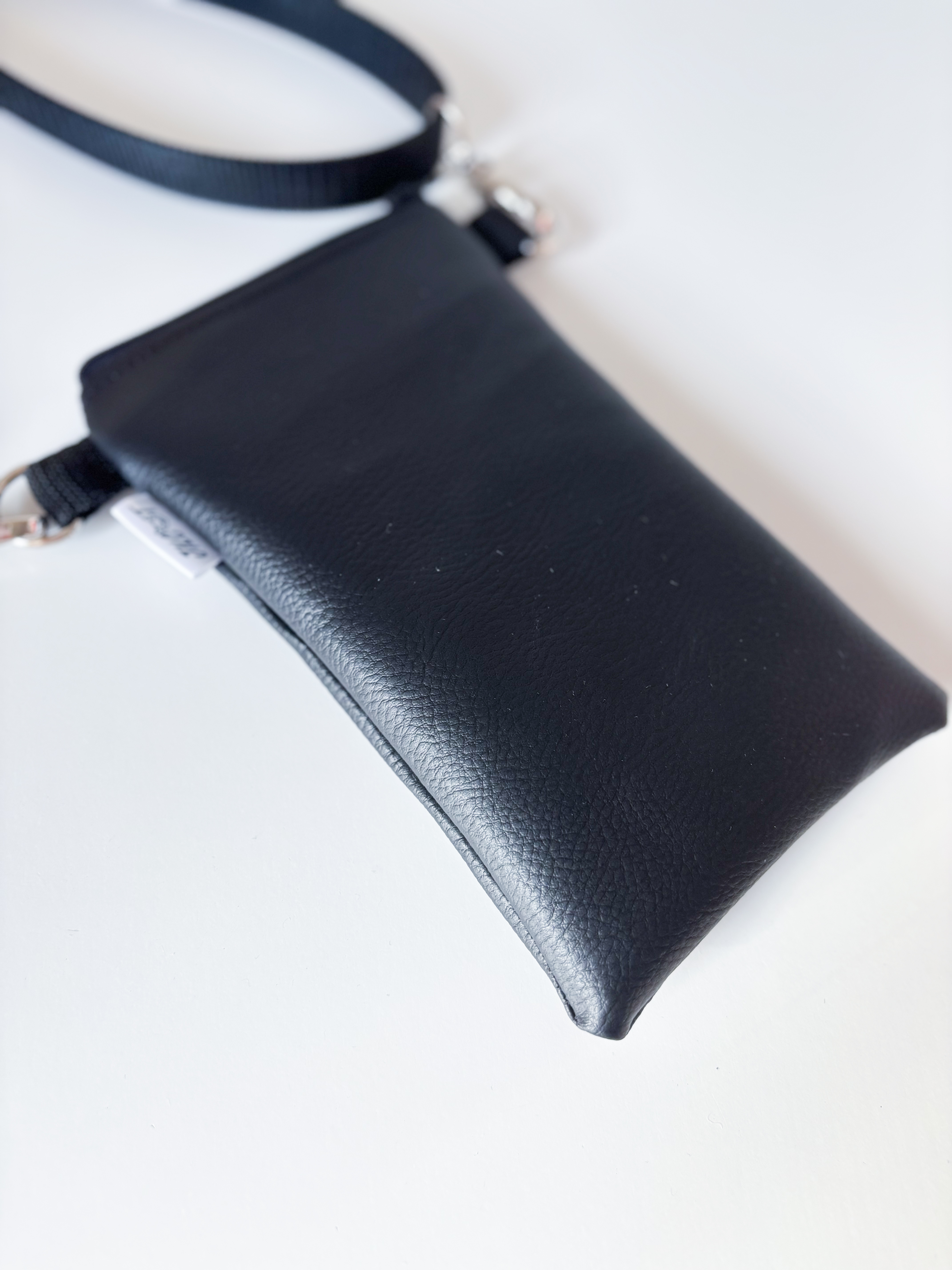 Crossbody na mobil (Černá)