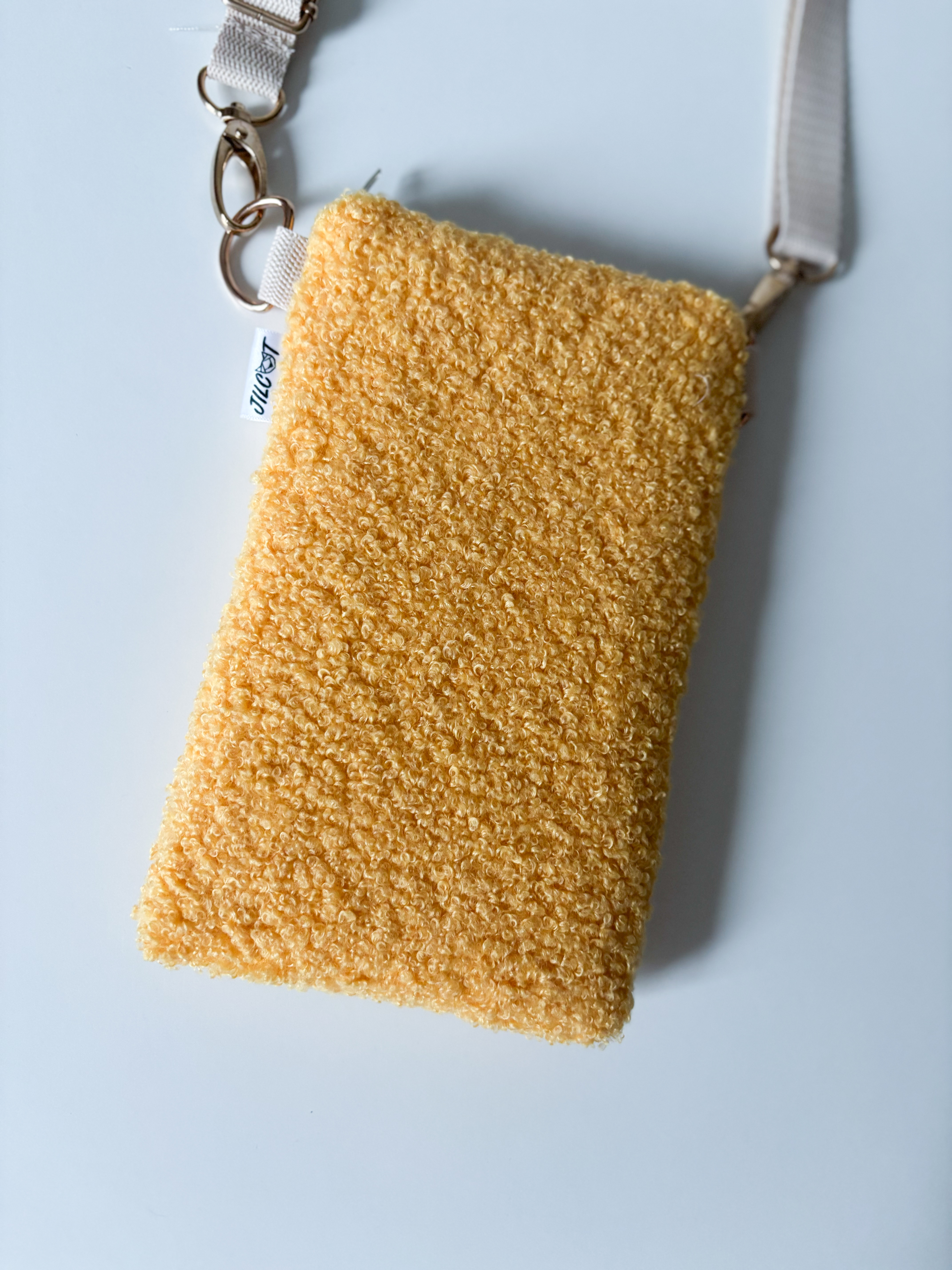 Teddy Crossbody na mobil (Okrová)