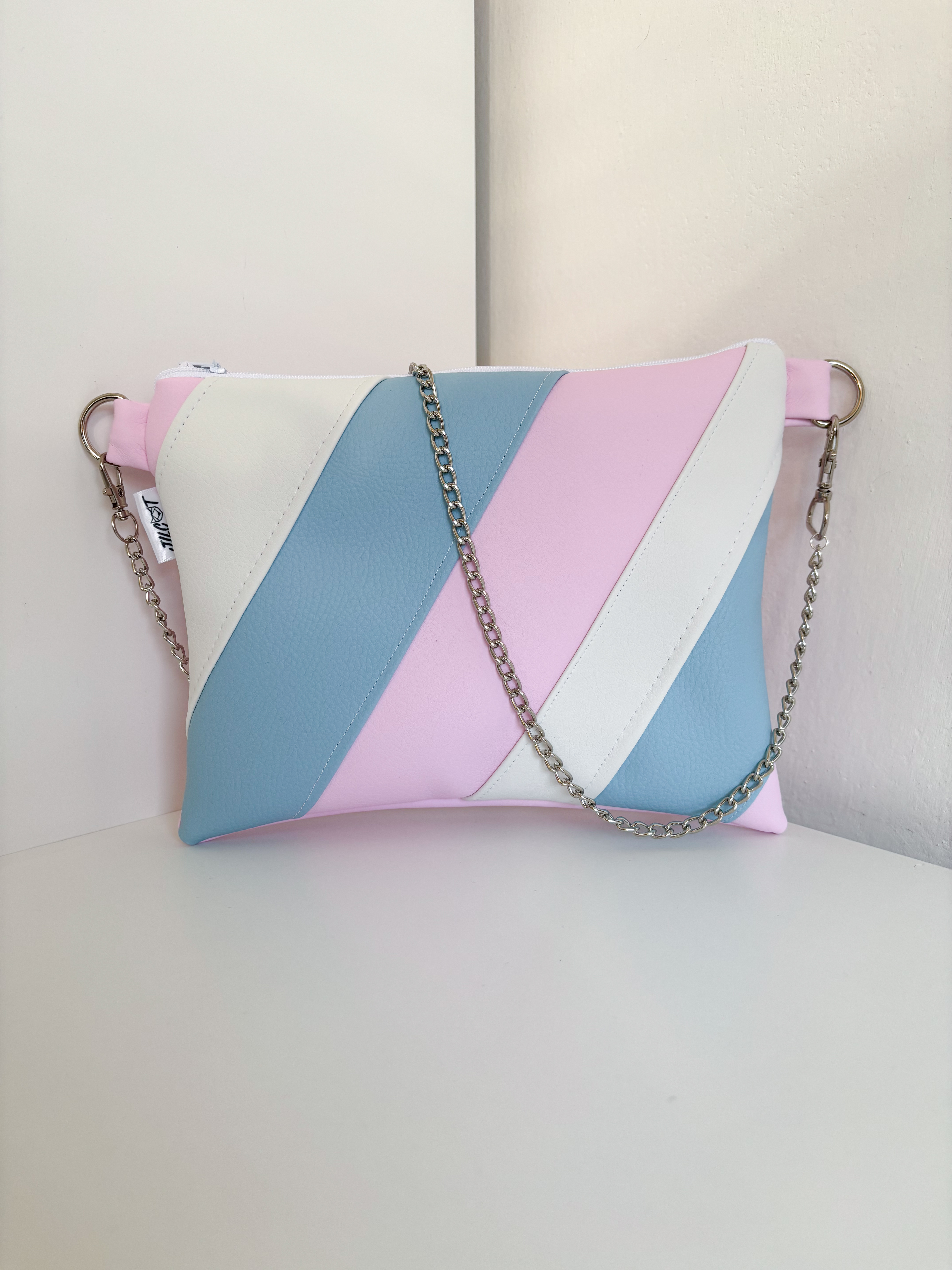 Crossbody DuoCharm (Pastel)