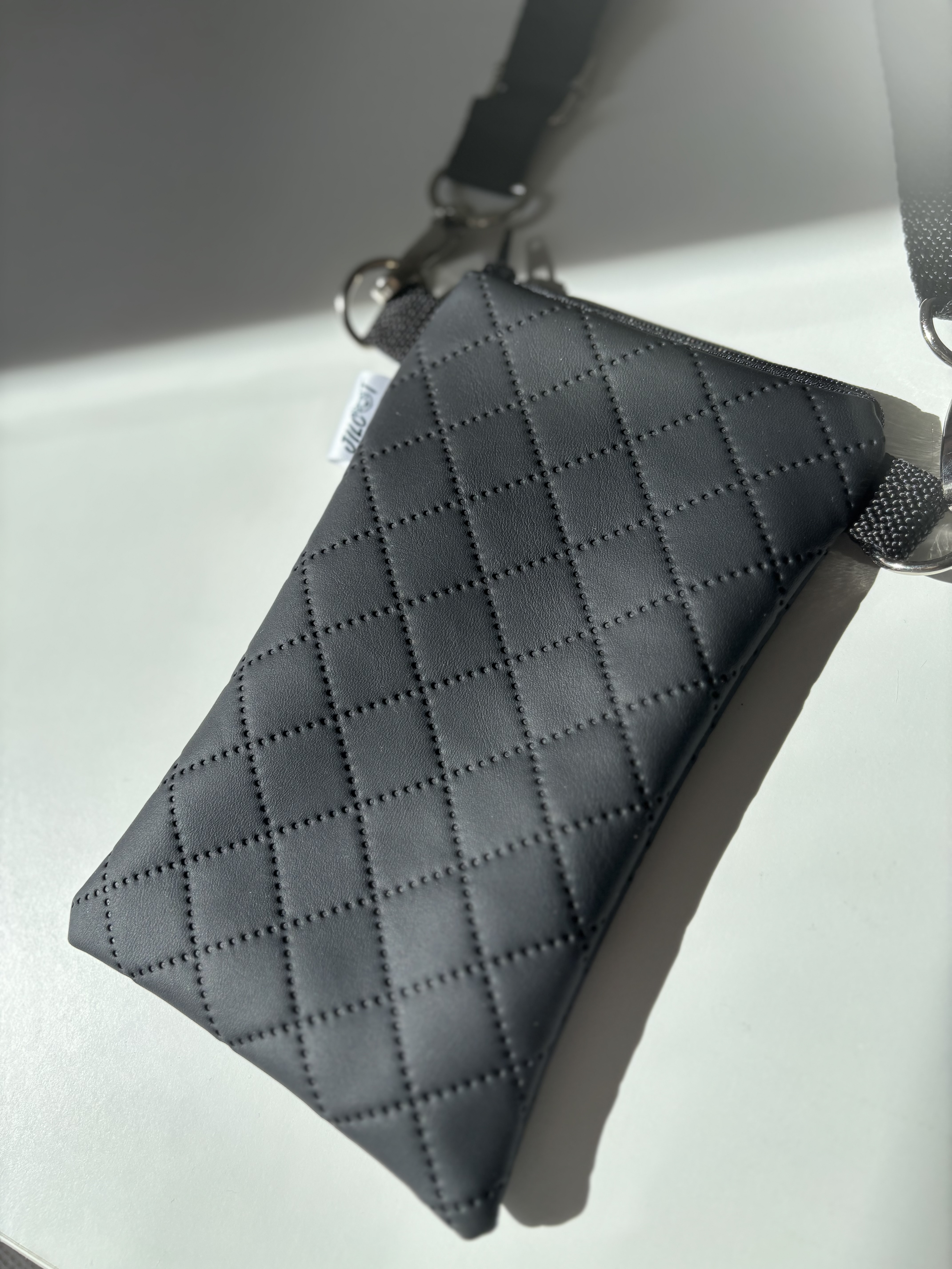 Jilcat crossbody na mobil (Noir Luxe)