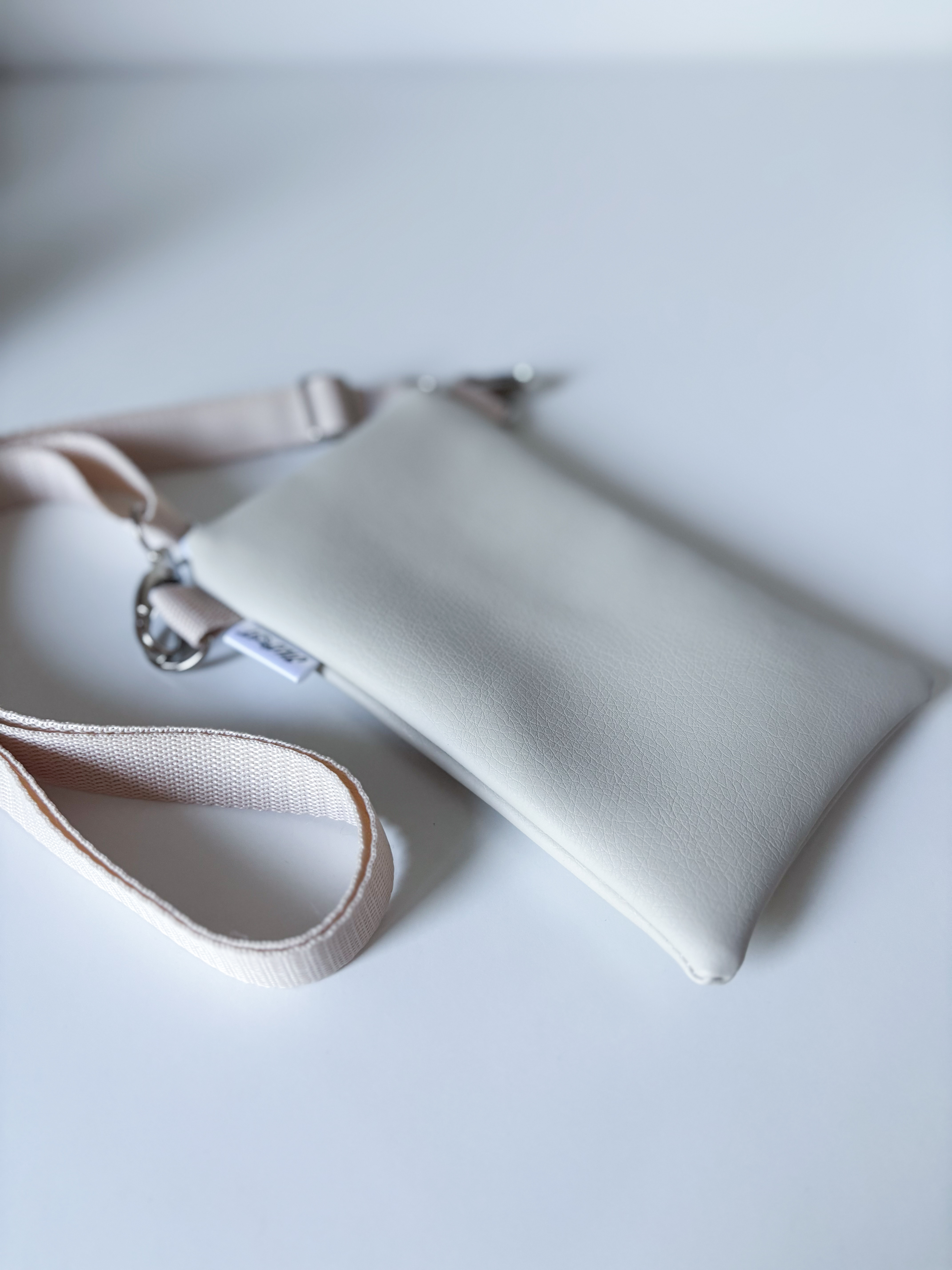 Crossbody na mobil (Beige)