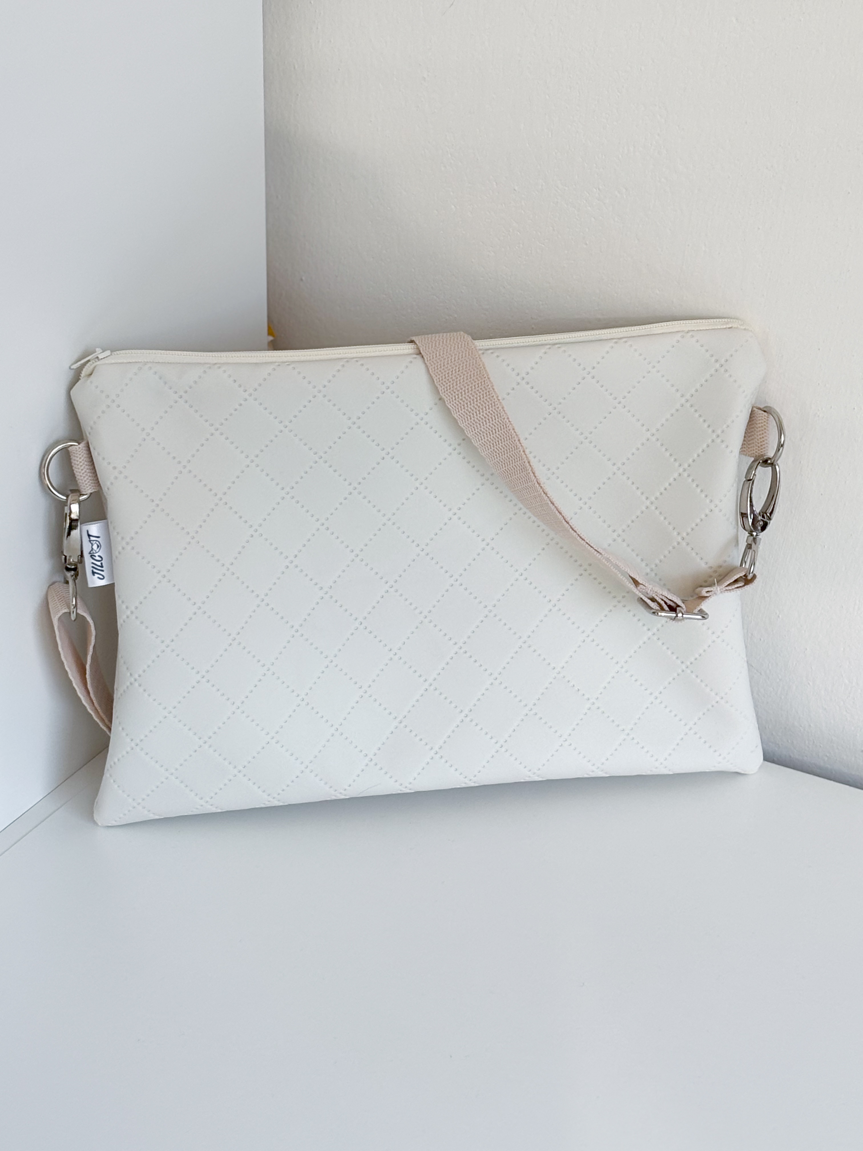 Crossbody DuoCharm (Creamy Luxe)
