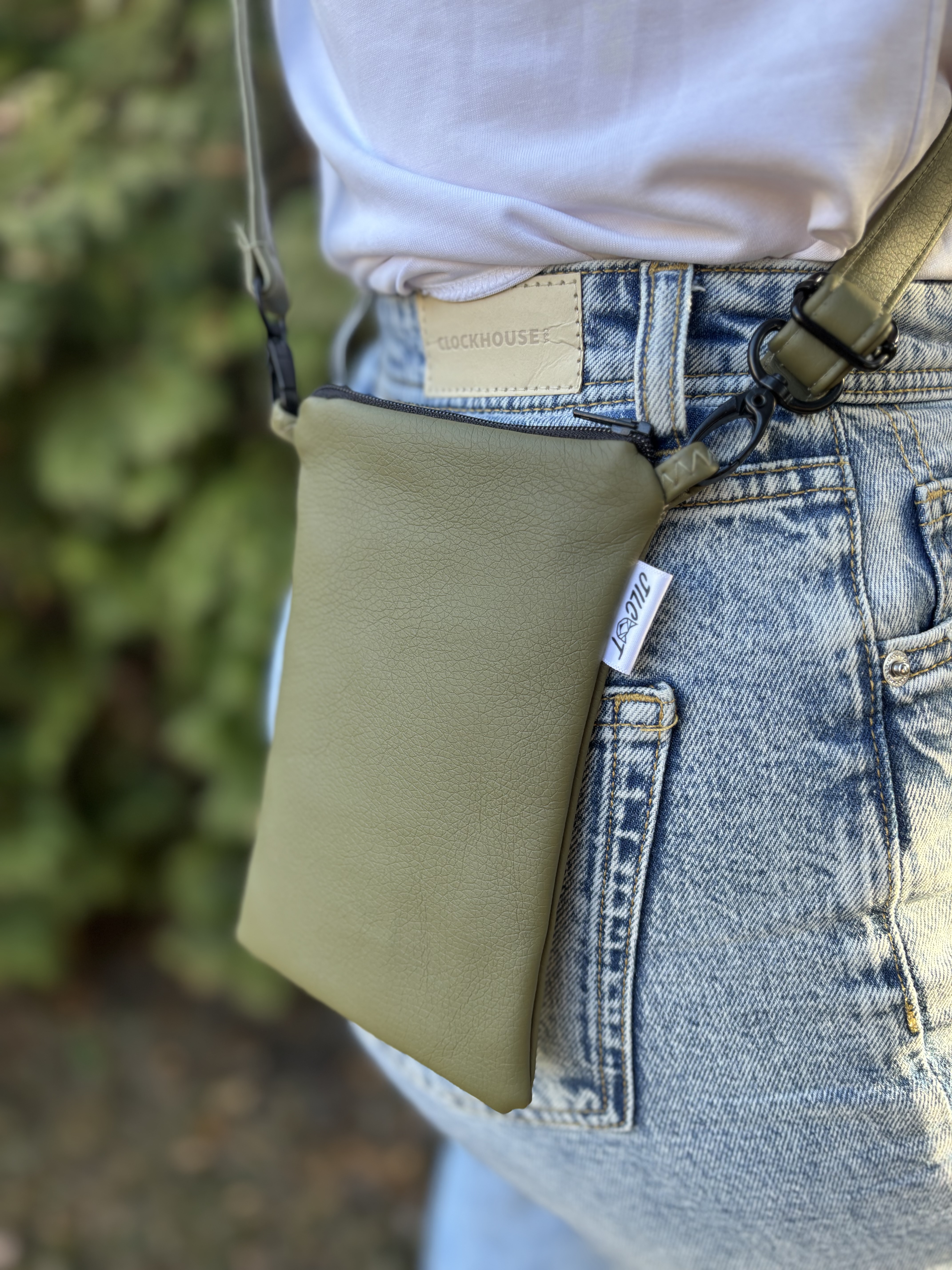 Jilcat crossbody na mobil (Beige Luxe)