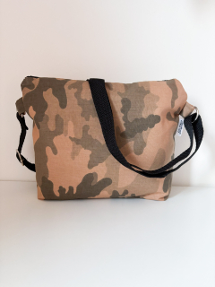 Crossbody Simplicity (Pískovanyý maskáč)