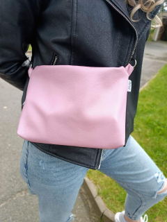 Crossbody Simplicity (Pastel Pink)