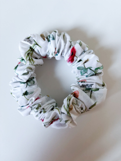 Jilcat gumička (Vlčí máky)