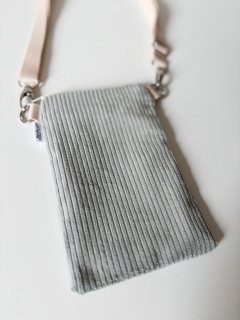 Crossbody na mobil (Mátový mažestr)
