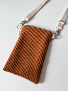 Crossbody na mobil (Cihlový mažestr)