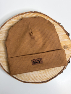 Čepička Mini boss (Karamel široký úplet)